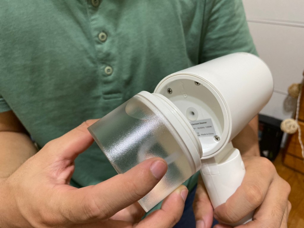 Rich Bear華麗熊掛燙機『手持蒸氣掛燙機』懶人掛燙機！平燙掛燙二合一，可折疊旅行用也好方便！｜好用掛燙機推薦｜美型蒸氣掛燙機｜旅行用掛燙機

可視水箱大容量200ml