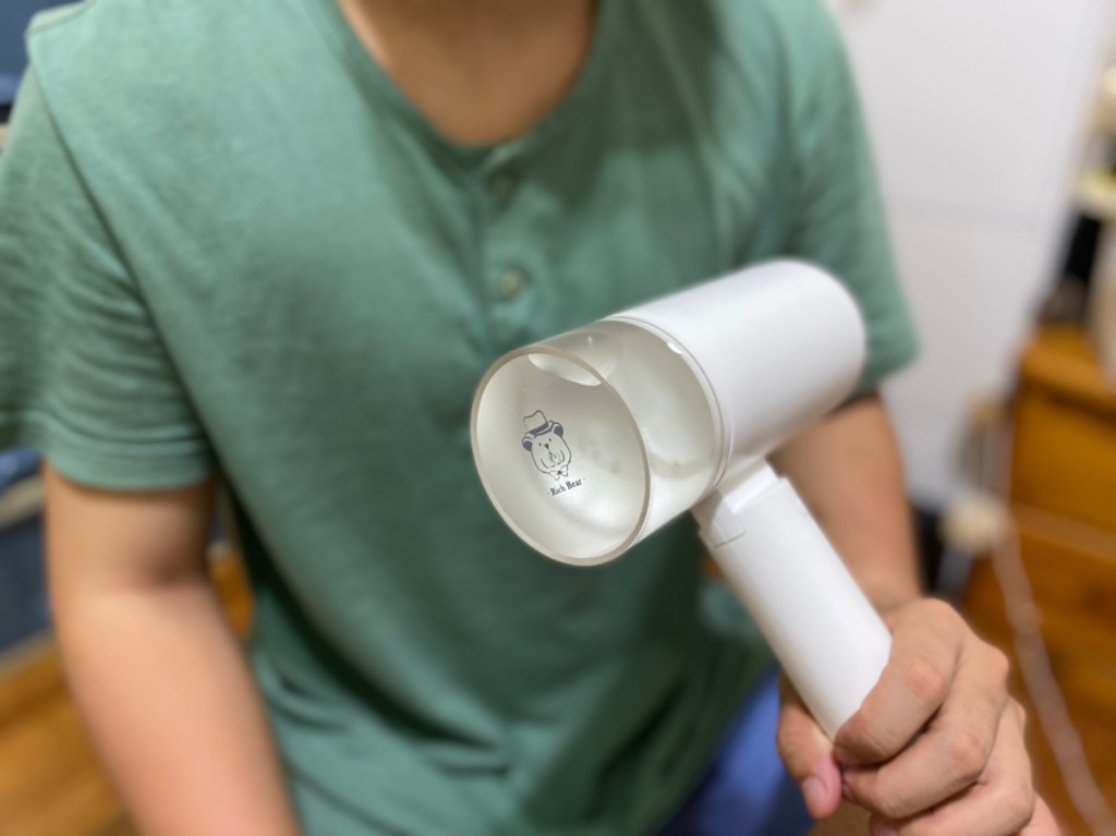 Rich Bear華麗熊掛燙機『手持蒸氣掛燙機』懶人掛燙機！平燙掛燙二合一，可折疊旅行用也好方便！｜好用掛燙機推薦｜美型蒸氣掛燙機｜旅行用掛燙機

可視水箱大容量200ml