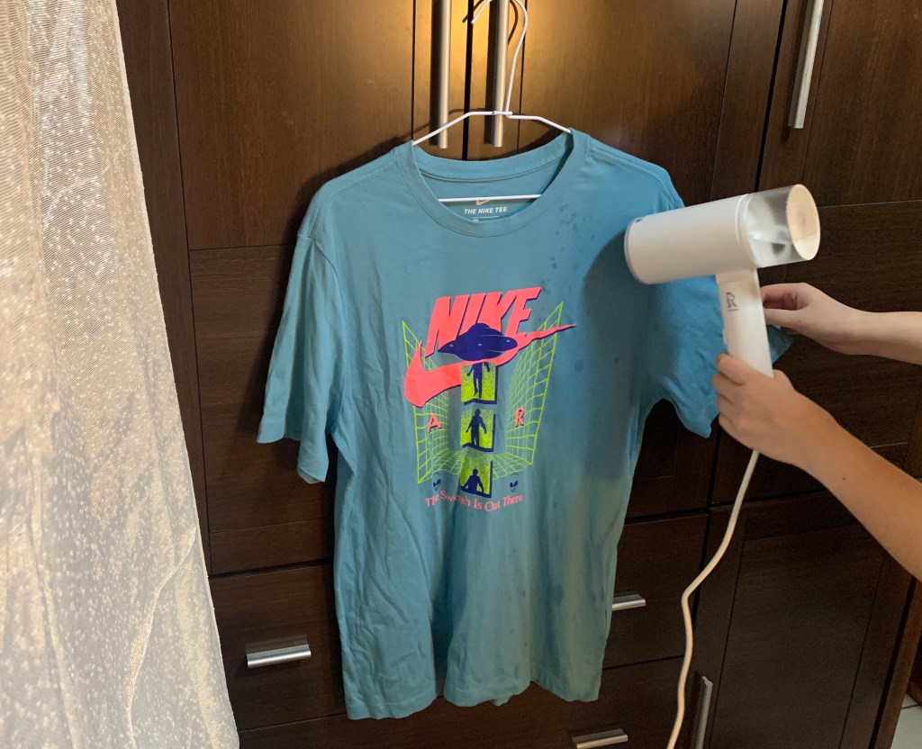 Rich Bear華麗熊掛燙機『手持蒸氣掛燙機』懶人掛燙機！平燙掛燙二合一，可折疊旅行用也好方便！｜好用掛燙機推薦｜美型蒸氣掛燙機｜旅行用掛燙機

可視水箱大容量200ml