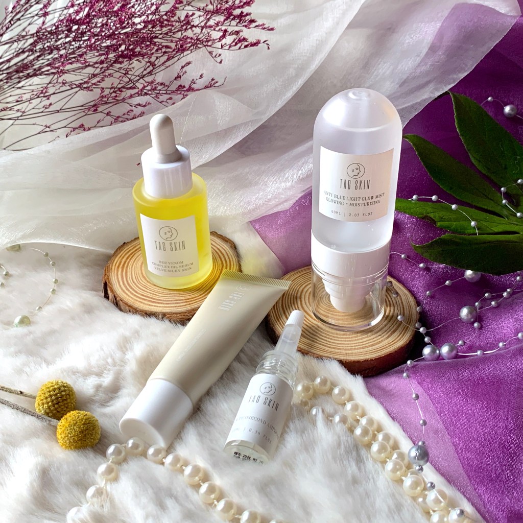 網美都在用的蜂毒保養品，數十萬網友口碑認證？到底TAGSKIN以肌之名好用嗎？我的居家養肌好物：蜂毒絲絨精萃｜液態皮秒推薦｜裸光液肽皮秒｜抗藍光保濕噴霧｜居家煥膚保養｜校色隔離霜｜海洋友善隔離霜｜保濕定妝噴霧