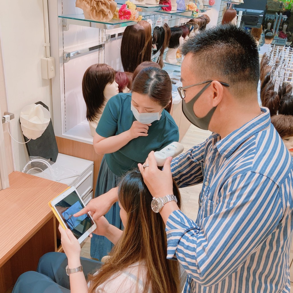 不易脫落假髮推薦【愛德蘭絲】日本第一自然假髮品牌🥰穿脫方便，透氣性強，貼合頭皮，極自然真髮感⭐好戴假髮推薦｜不易脫落假髮推薦｜假髮推薦｜愛德蘭絲評價｜假髮試戴｜假髮怎麼戴才自然