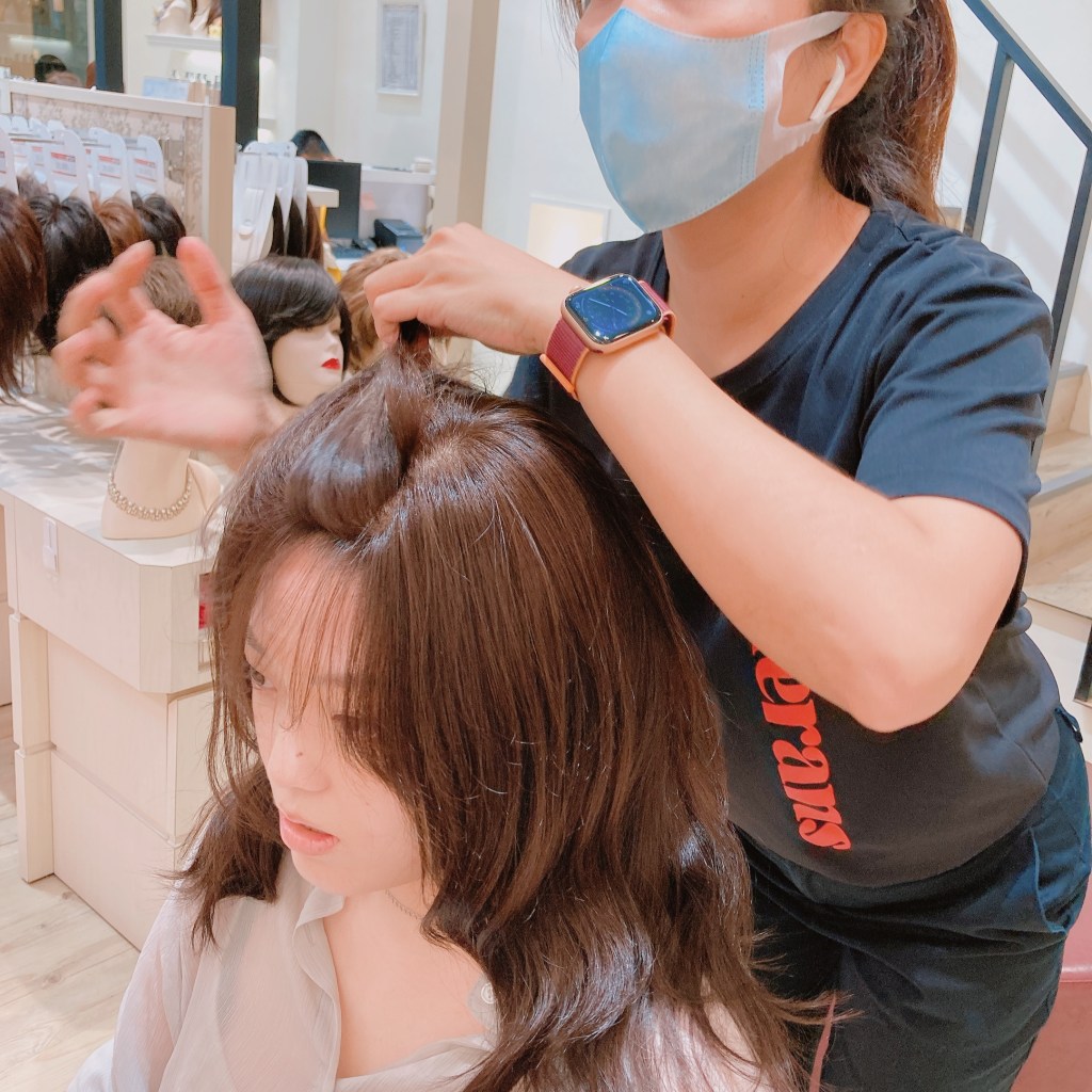 不易脫落假髮推薦【愛德蘭絲】日本第一自然假髮品牌🥰穿脫方便，透氣性強，貼合頭皮，極自然真髮感⭐好戴假髮推薦｜不易脫落假髮推薦｜假髮推薦｜愛德蘭絲評價｜假髮試戴｜假髮怎麼戴才自然