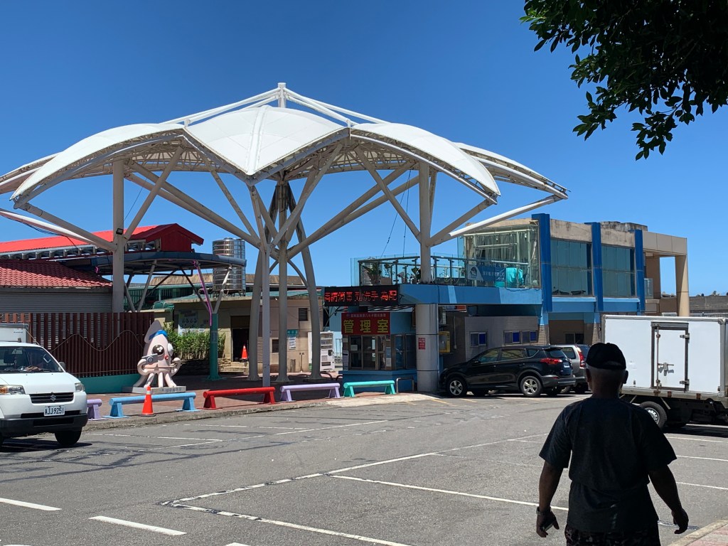 【水旅遊】SUP教練推薦理哥!包船出海SUP團!海中央SUP,跳水、浮淺、導覽,基隆嶼包船海上SUP+和平島導覽活動|基隆嶼SUP|新北包船sup|北海岸SUP|遊艇包船SUP|新北水上活動|理哥評價